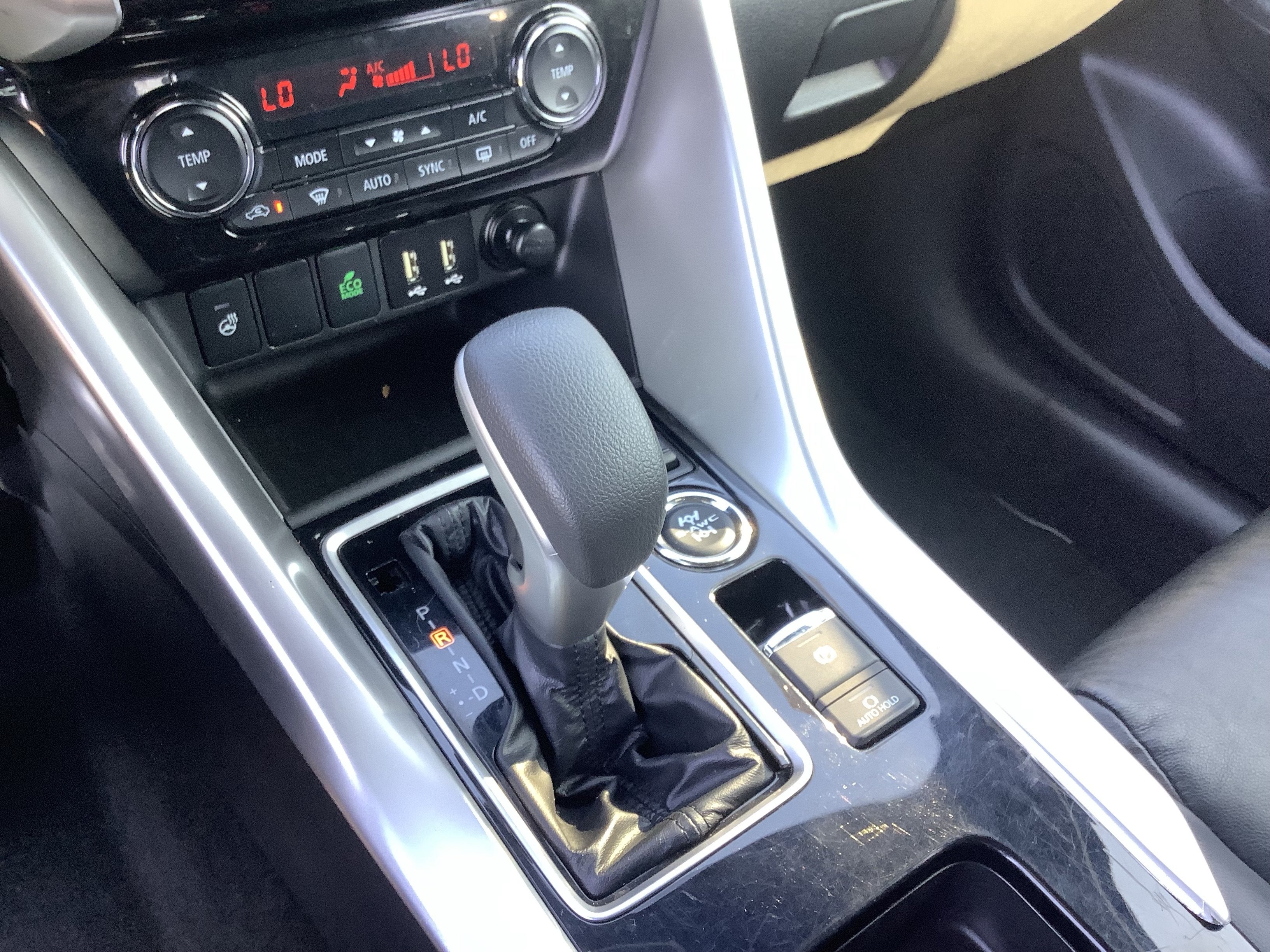 2024 Mitsubishi Eclipse Cross SEL