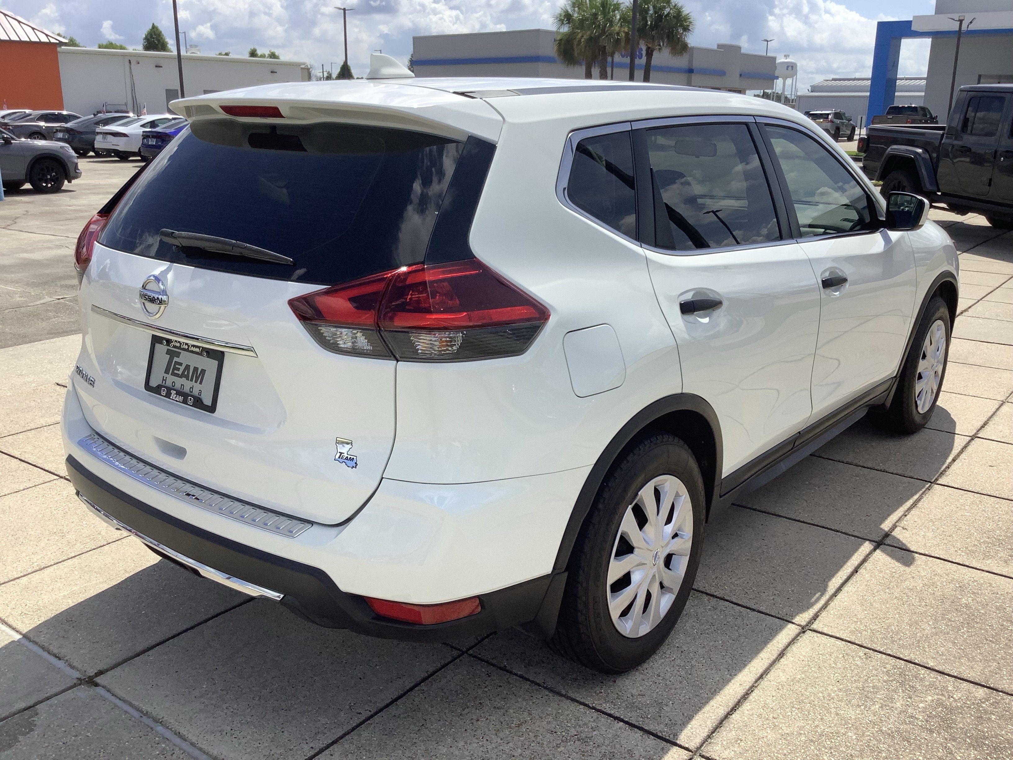 2018 Nissan Rogue S