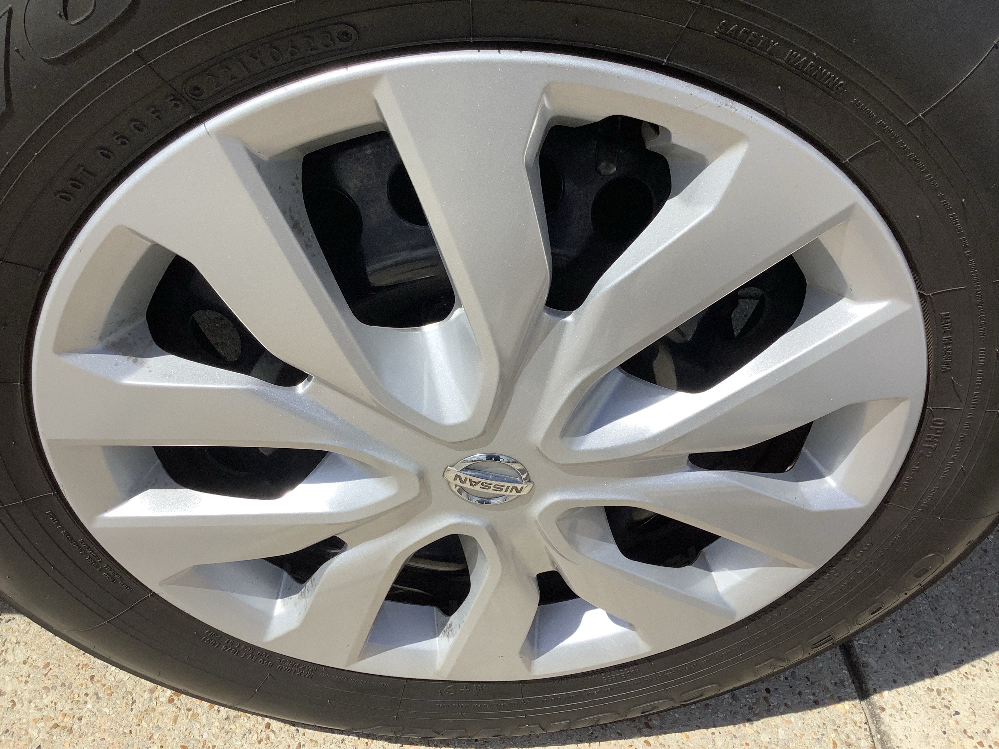 2018 Nissan Rogue S