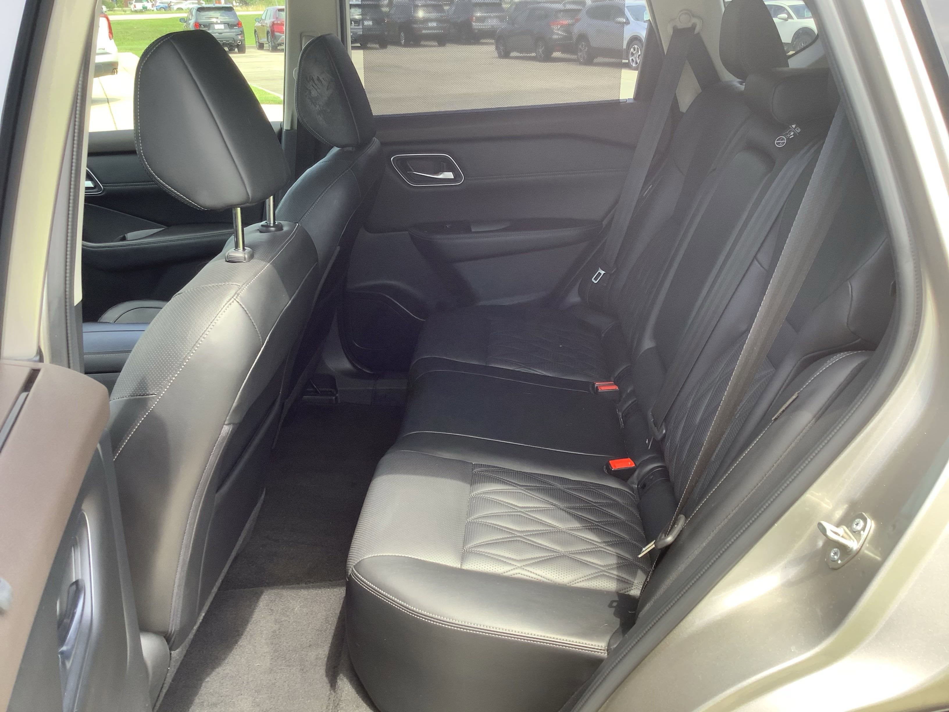 2022 Nissan Rogue Platinum