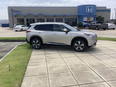 2022 Nissan Rogue Platinum