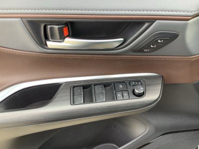 2024 Toyota Venza LE