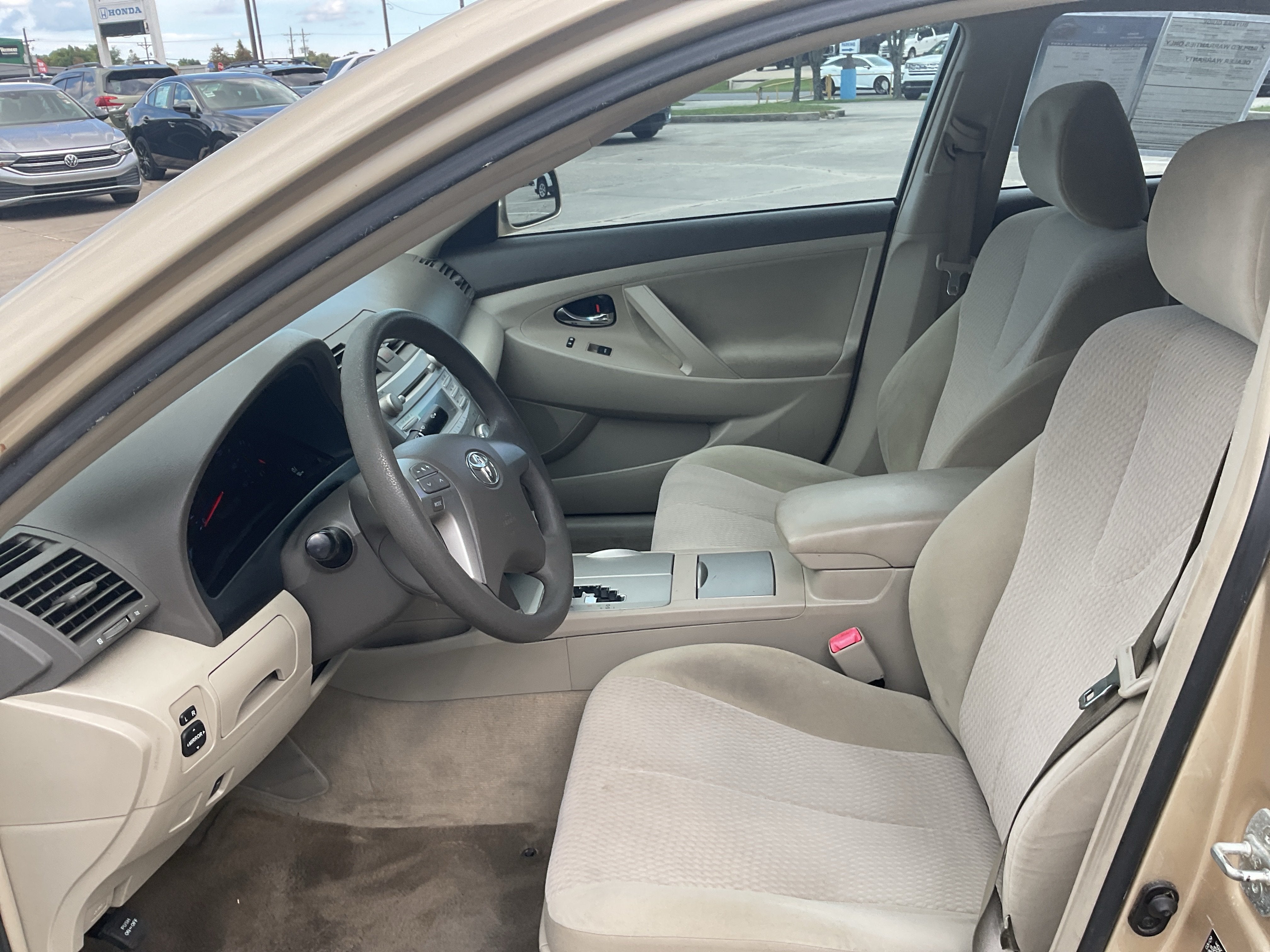 2010 Toyota Camry LE