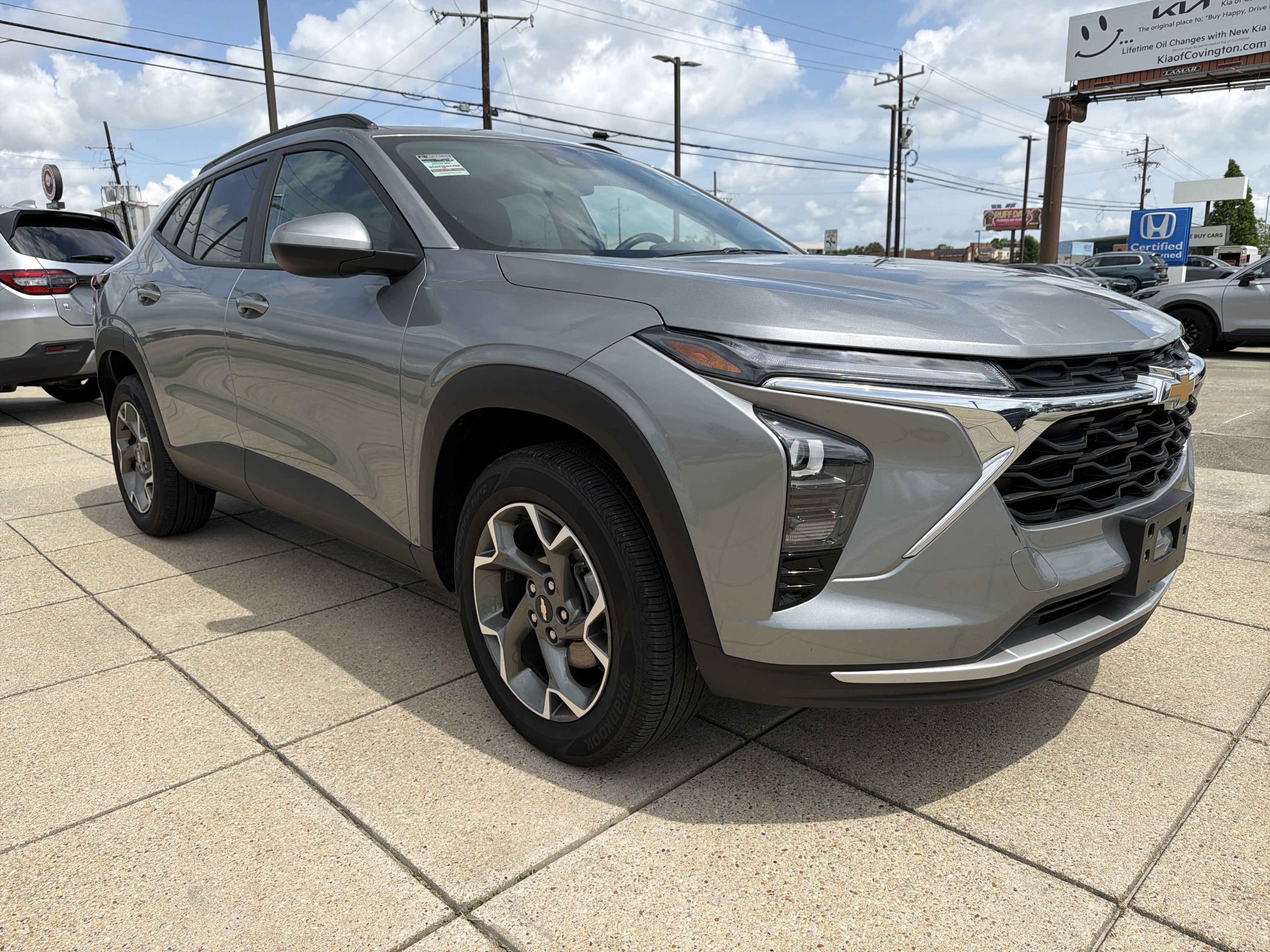 2025 Chevrolet Trax LT