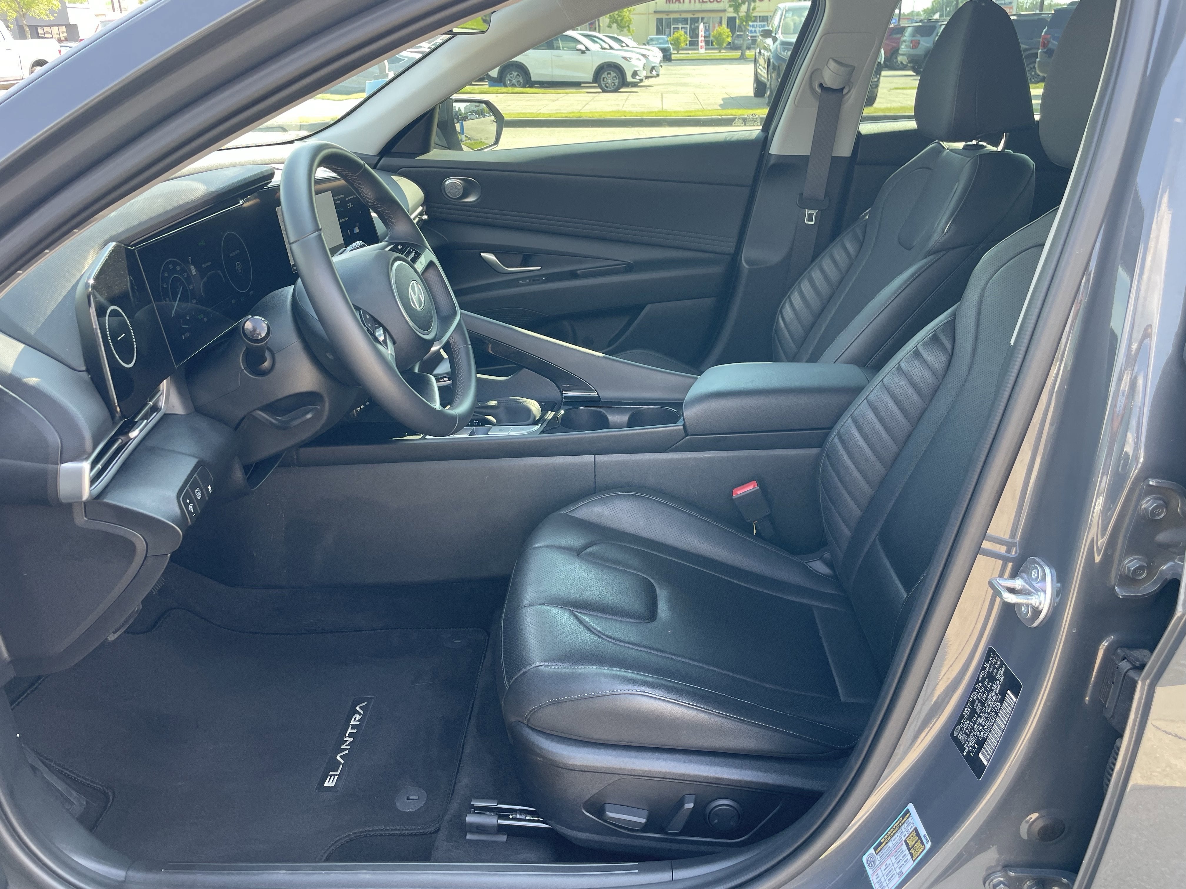 2025 Hyundai Elantra Hybrid Limited