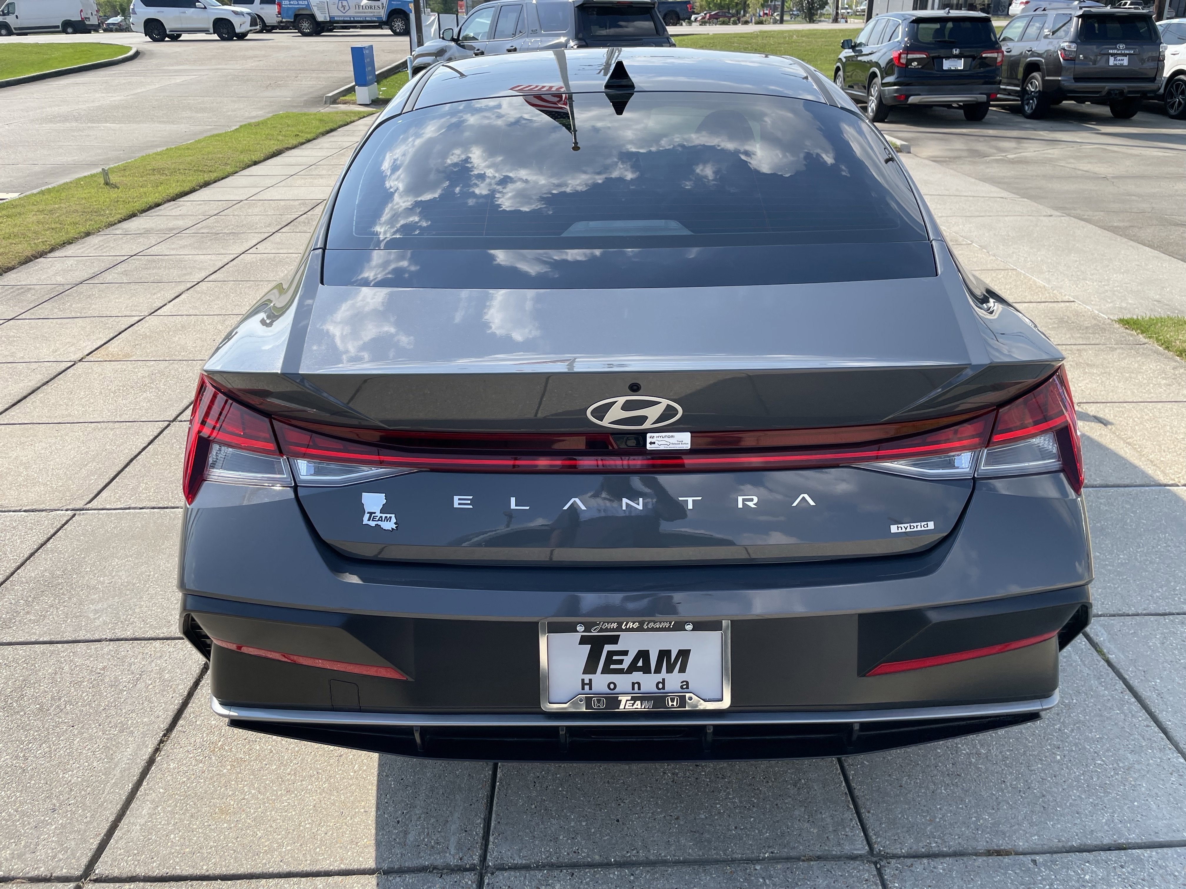 2025 Hyundai Elantra Hybrid Limited