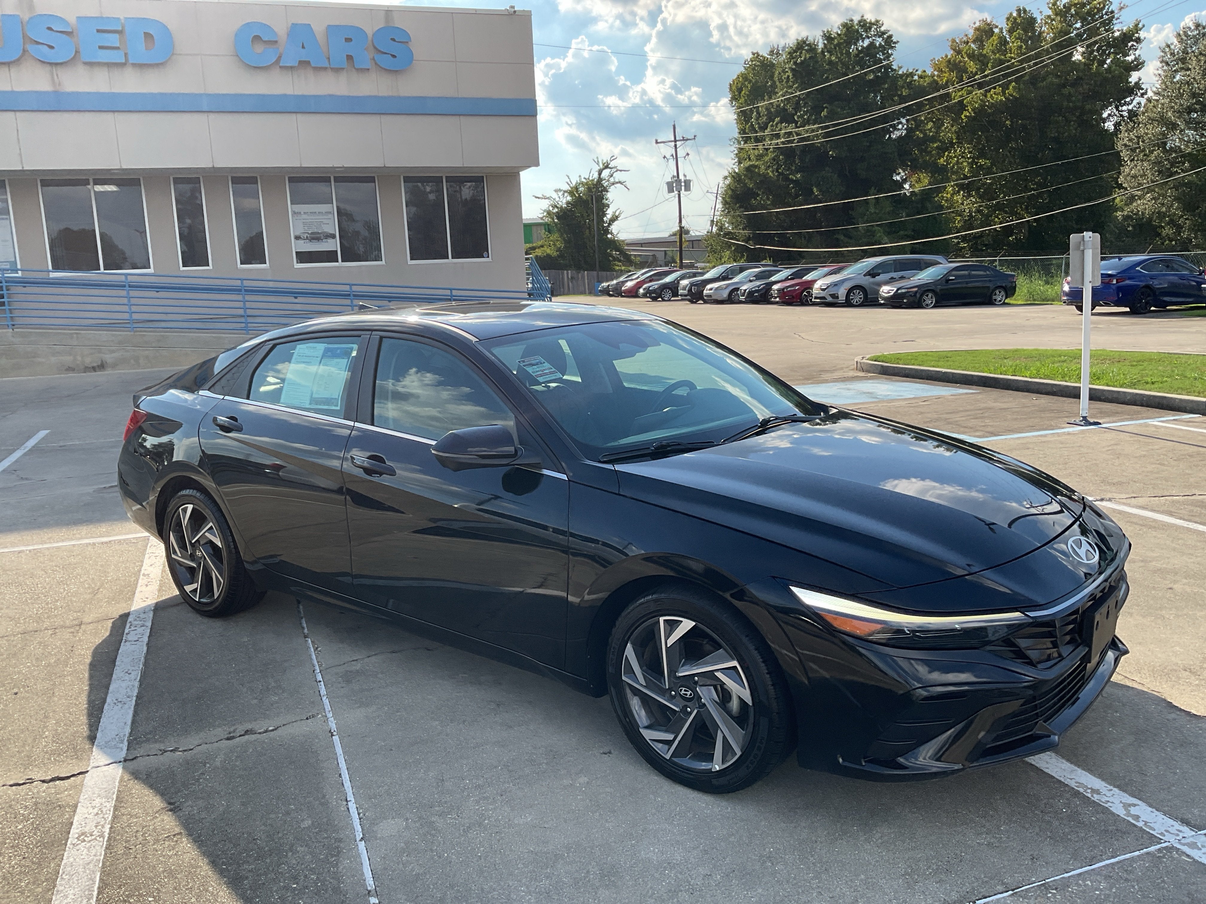 2024 Hyundai Elantra Limited