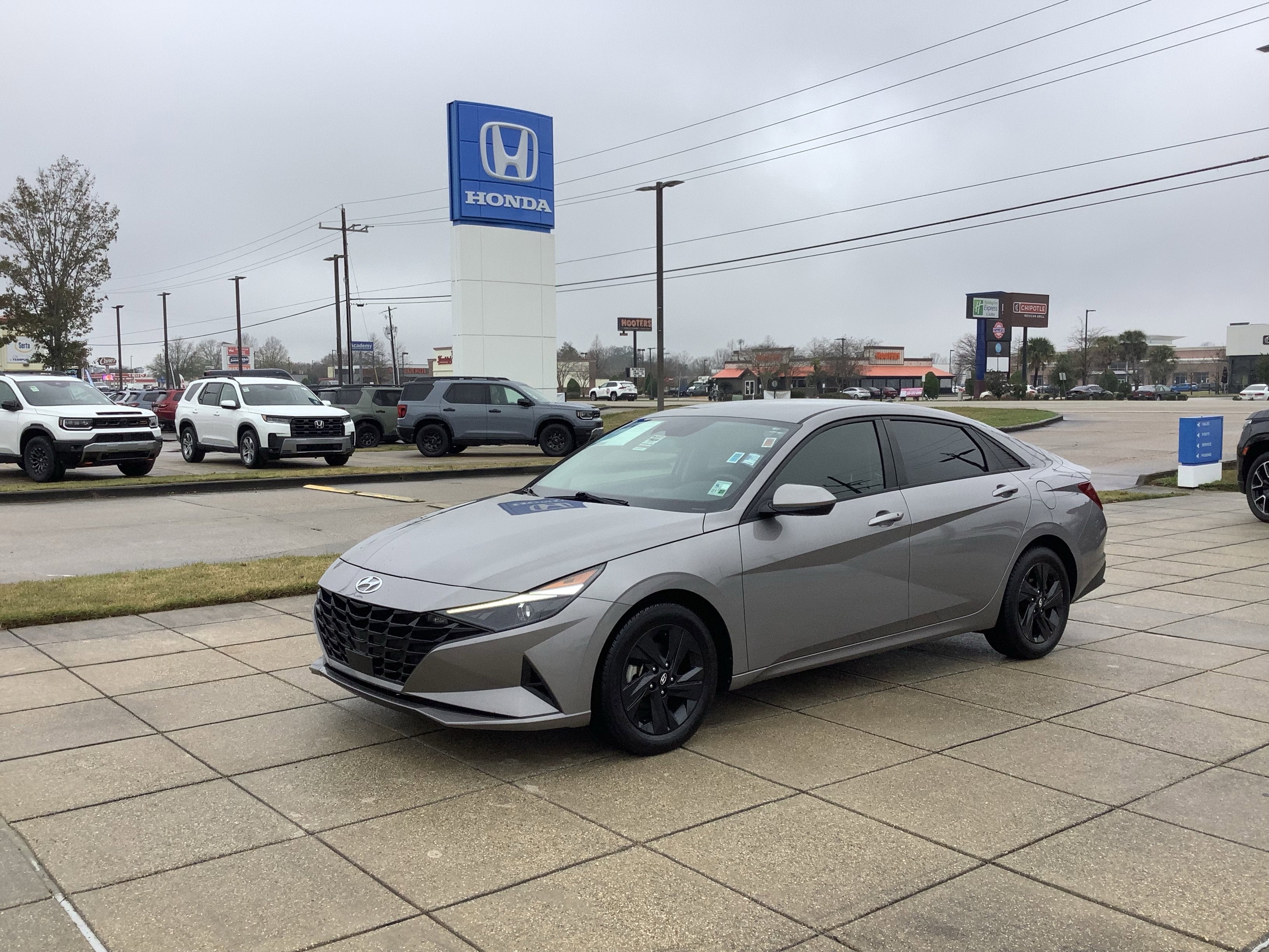 2022 Hyundai Elantra SEL