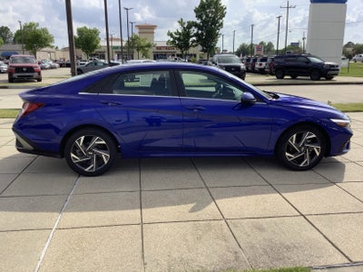 2025 Hyundai Elantra SEL Convenience