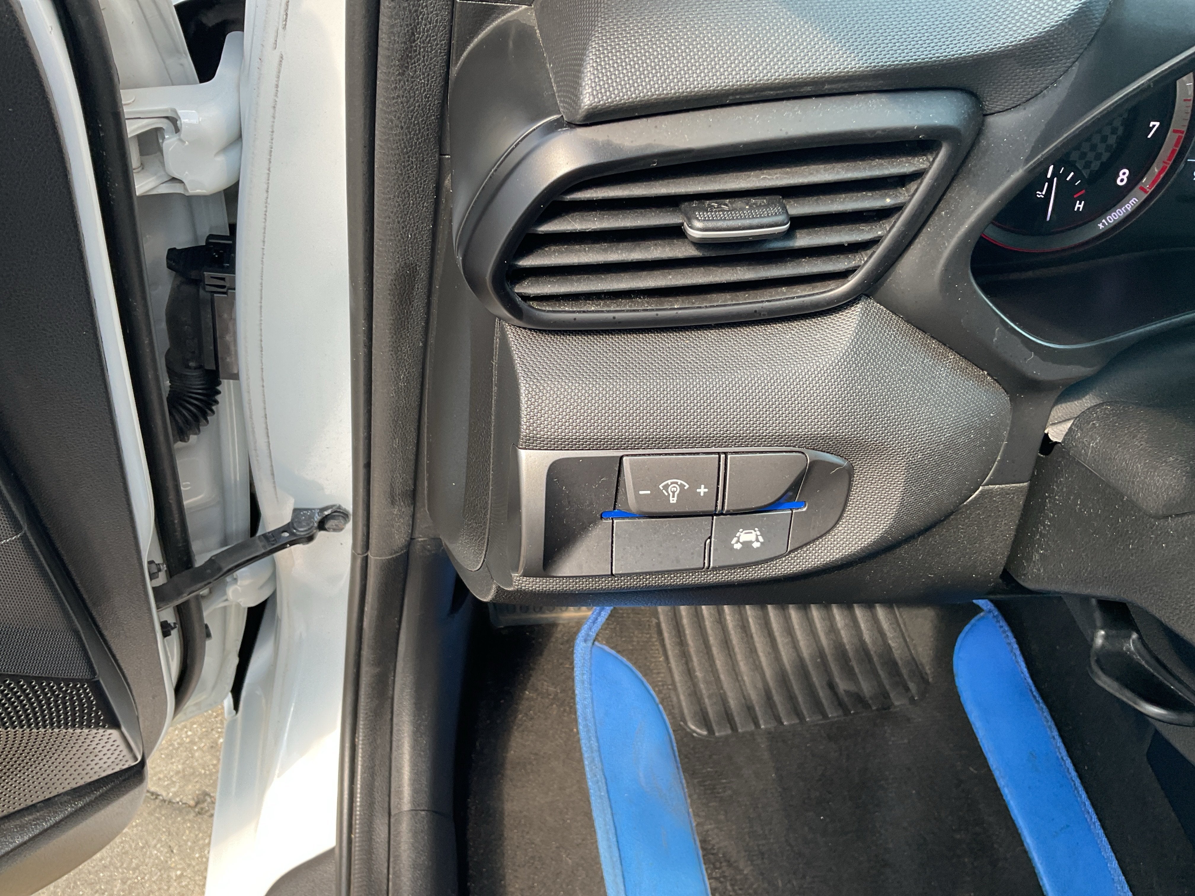 2019 Hyundai Veloster 2.0