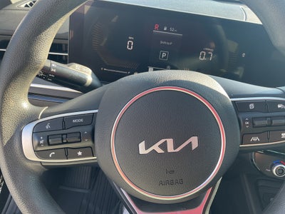 2025 Kia K5 LXS