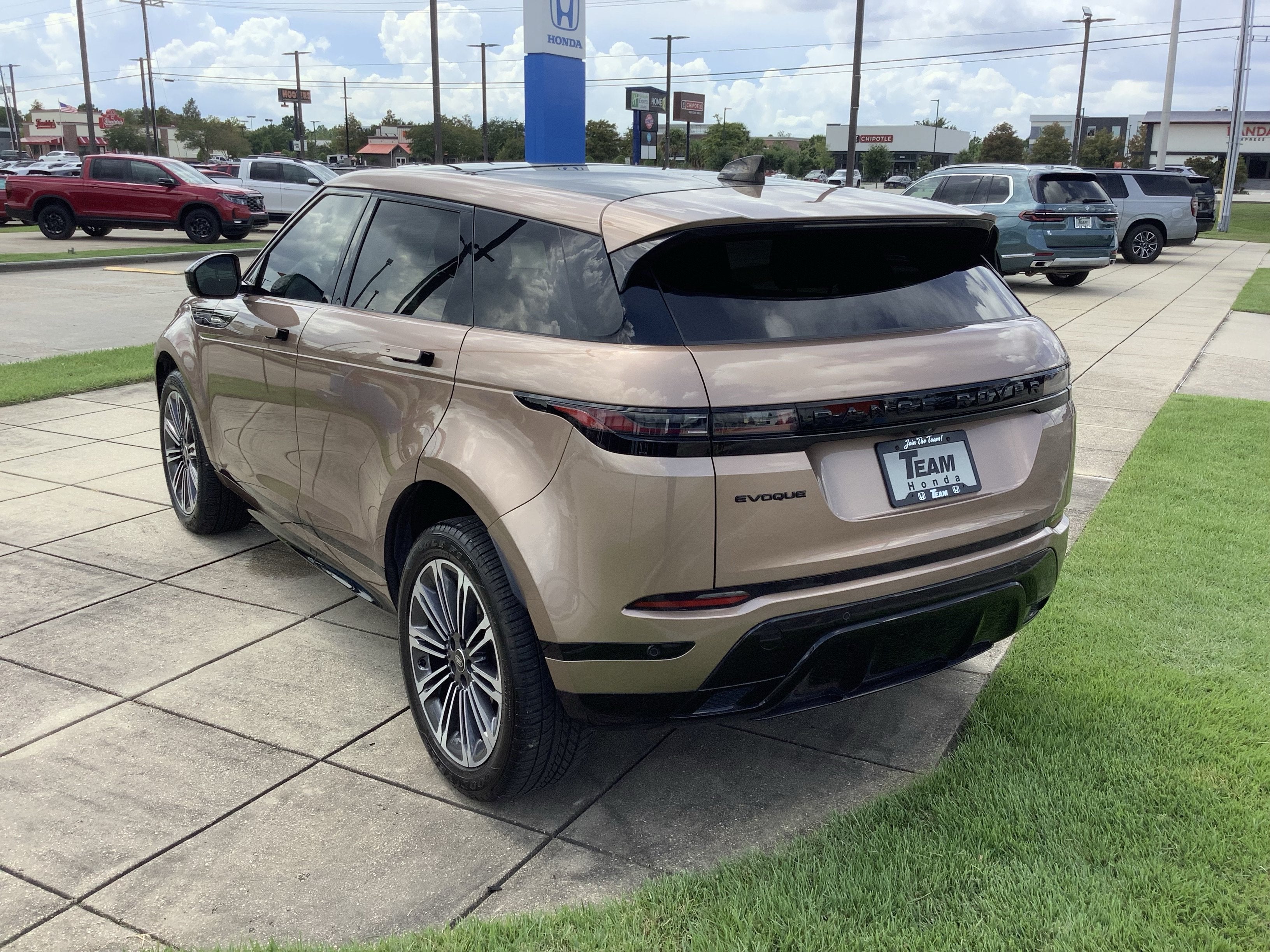 2024 Land Rover Range Rover Evoque Dynamic SE