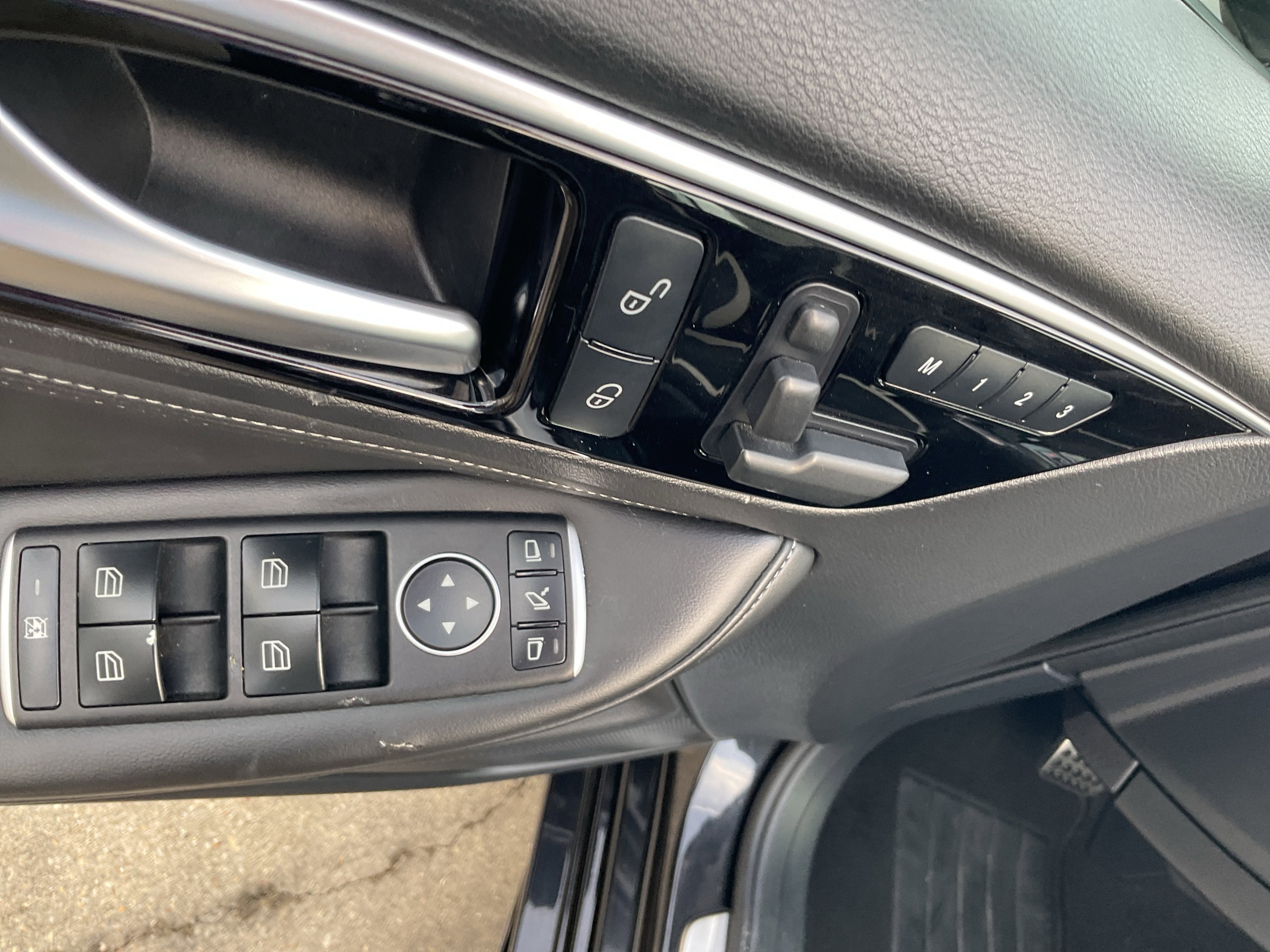 2019 INFINITI QX30 SPORT