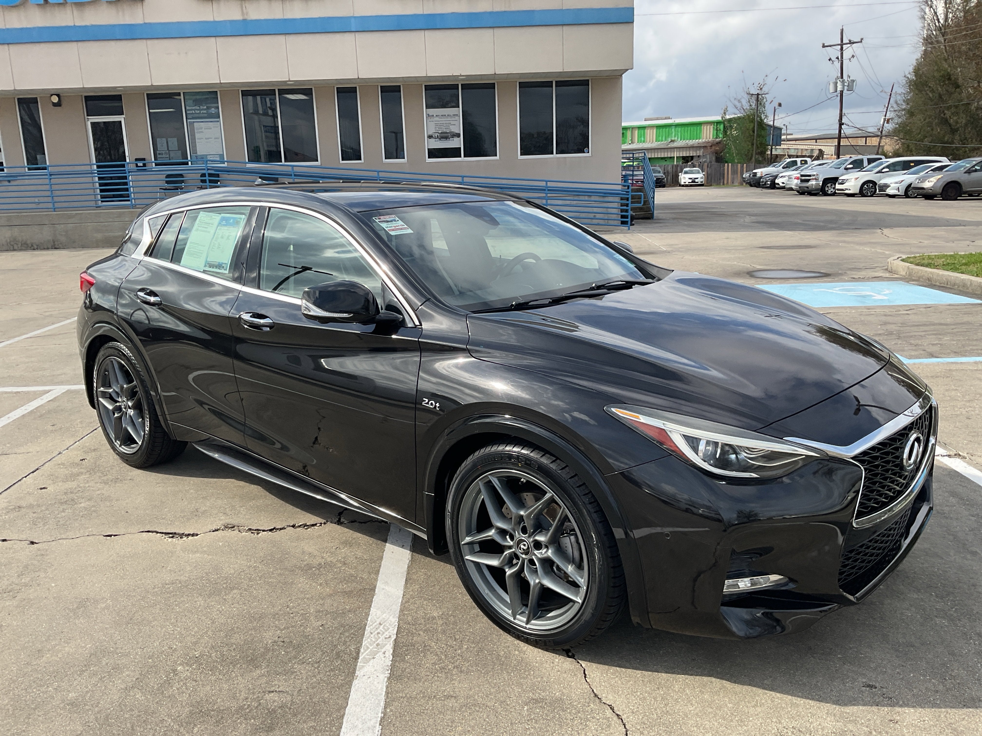 2019 INFINITI QX30 SPORT