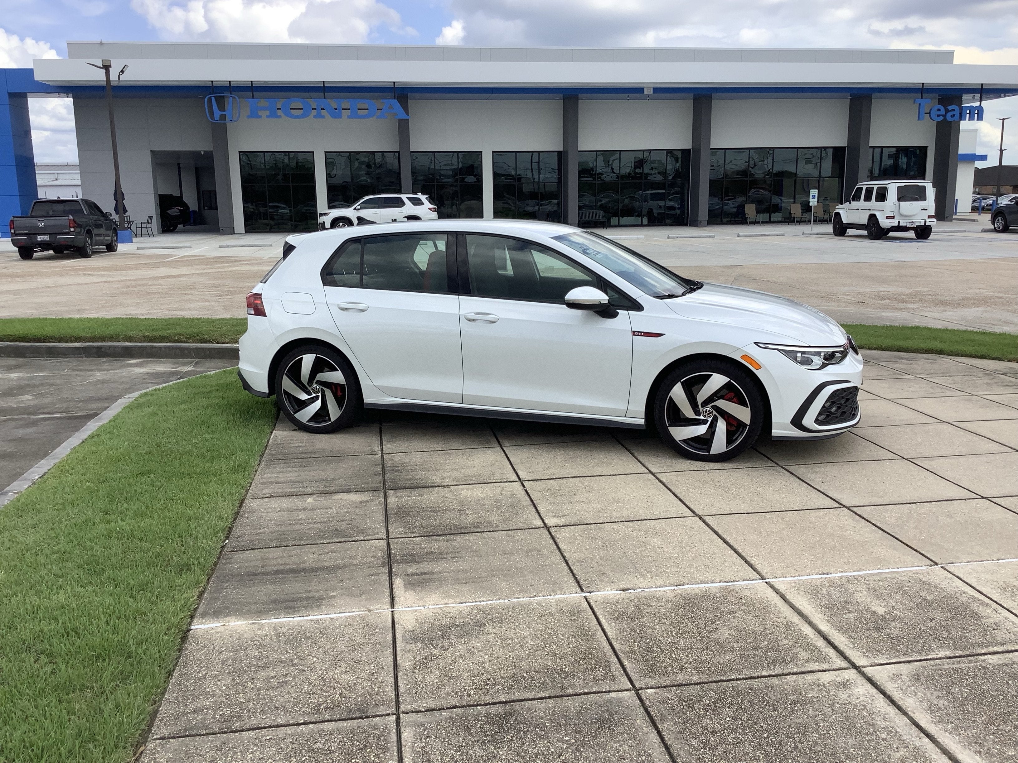 2024 Volkswagen Golf GTI S