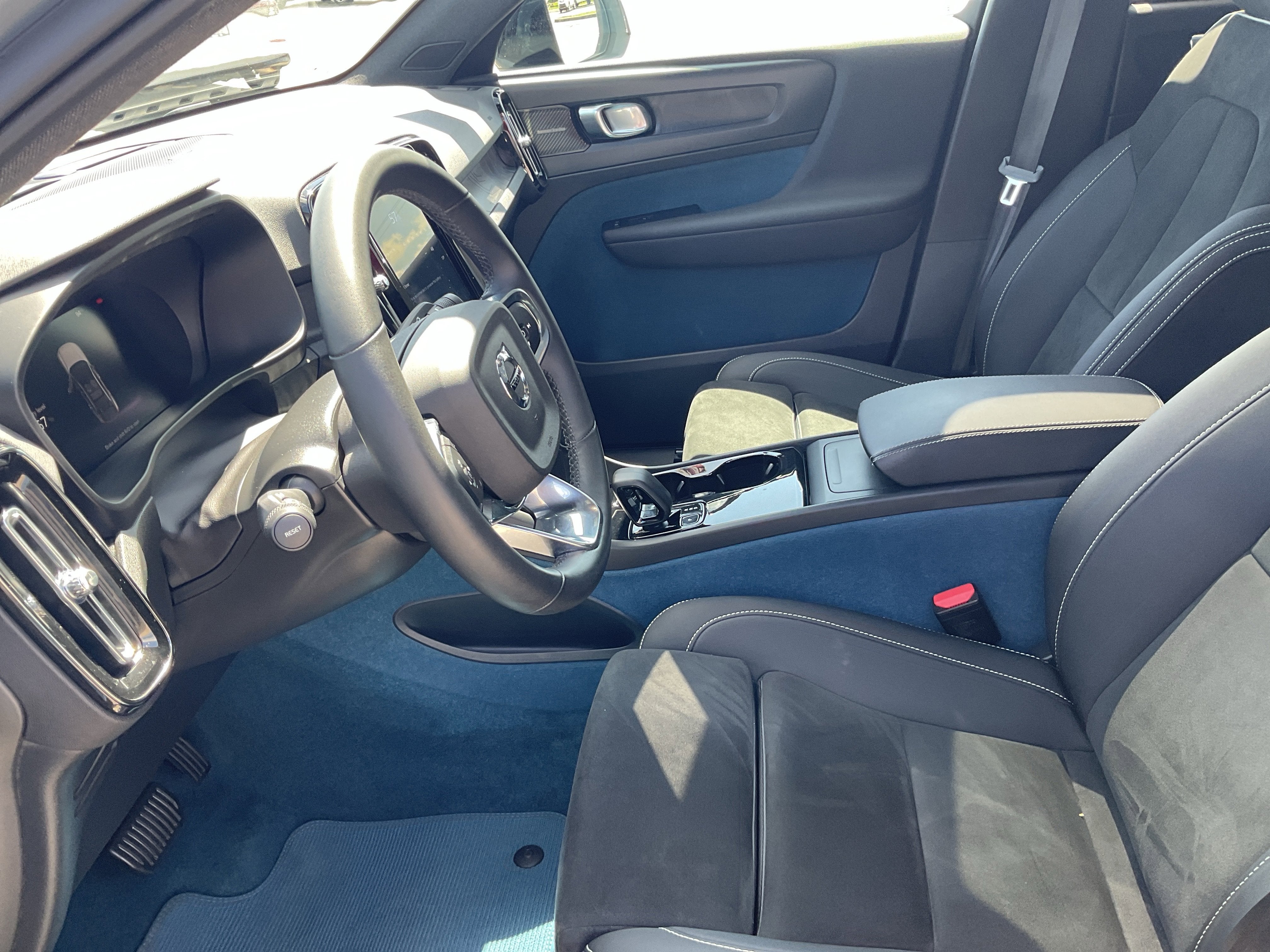 2023 Volvo C40 Recharge Pure Electric Ultimate